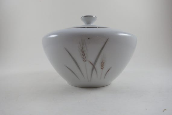 Fine China of Japan Platinum Wheat Pattern Sugar Bowl with Lid
