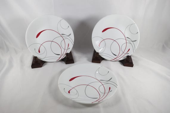 Set of Three Corelle Splendor Bread Plates 6 3/4 Inch