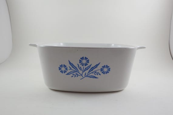 Vintage Corning Ware Blue Cornflower 1.5 Quart Saucepan