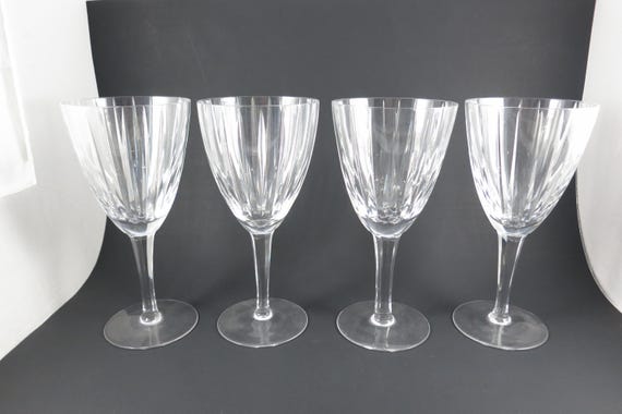 Set of 4 Peerage by Astral Crystal Straight V Shape Water Goblets Blown Glass