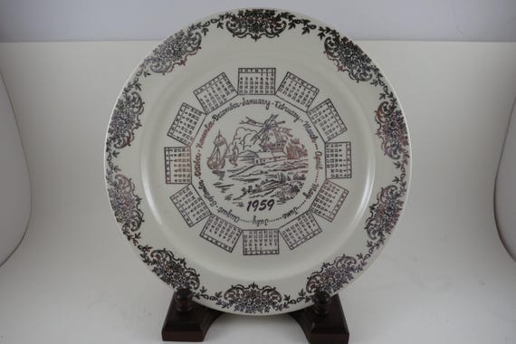 Vintage 1959 Calendar Plate Taylor Smith Taylor Ivory Gold Accents with Family Note