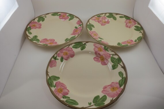 Set of Three Vintage Franciscan Desert Rose Pattern 10 7/8 Inch Dinner Plates Excellent Used Condition