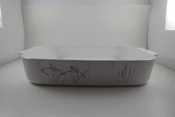 Vintage Corning Ware Open Roaster: Shadow Iris Pattern, A-21-B