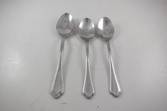 Royal Gallery Korea Spoons: 18/8 Stainless Steel Table & Serving Set
