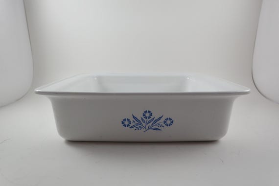 1972-1979 Corning Ware P-322 Blue Cornflower 8x8x2 Bakeware Roaster Square Cake/Utility Excellent Condition