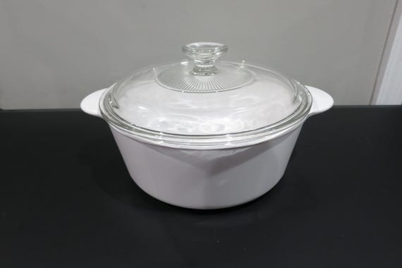 Corning Ware 1156 8 Inch Round casserole double Handled with Glass Lid