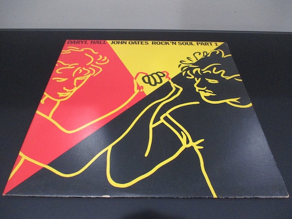 Vintage 1983 Vinyl LP Record Hall & Oates Rock N Soul Volume One Excellent Condition with Poster 71630