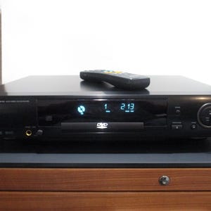 Vintage 2002 Philips DVD/CD Player - DVD-751 with Remote & Box
