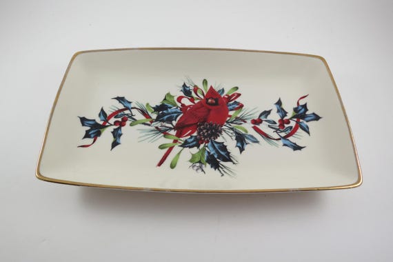 Lenox 10 Inch American Home Collection Winter Greetings Catherine McClung Sandwich Serving Tray with Cardinal Gold Trim Excellent Condition