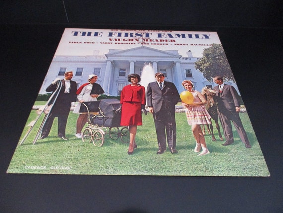Vintage 1962 Vinyl LP Record The First Family Vaughn Meader Excellent Condition 68832