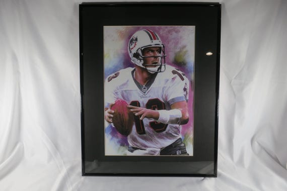 Framed Sketch of Miami Dolphins Legend Dan Marino #13 20x16