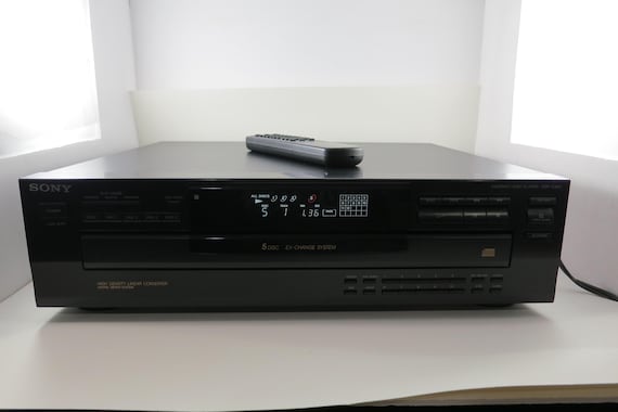 Vintage 1995 Sony CDP-C365 Five Disc CD Changer Disc Ex-Change System High Density Converter Works Perfect with Original Remote
