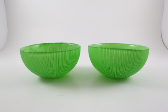 Pair of Vintage MCM Small Berry/Finger Bowls Lime Green Excellent Condition