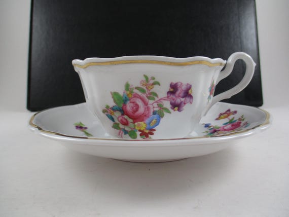 Vintage Spode Fine Bone China England Carolyn Pattern Y6987 Cup and Saucer Set Pristine Condition