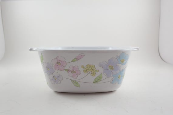 1985-1990 Corning Ware P-43-B Pastel Bouquet Pattern 2 3/4 Cup 22 Ounce Dish Excellent Condition