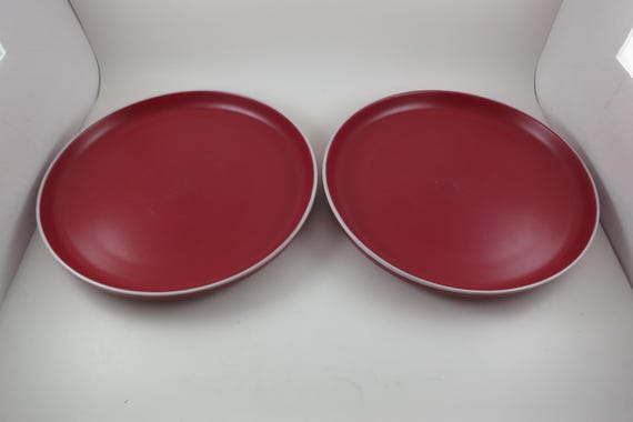 Pair of Vintage H2K Stoneware Gres 10 3/4 Inch Red Dinner Plates