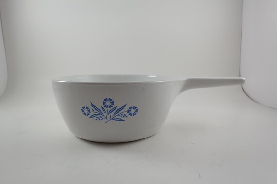 1972-1979 Corning Ware P-82-B Blue Cornflower Menuette 1 1/2 Pint Saucepan Excellent Condition