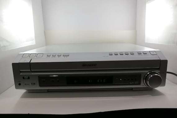Vintage 2002 Pioneer DVD/CD Stereo Receiver 186 Watts Silver Retro Design Works Perfect