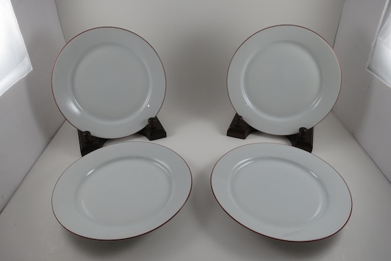 Set of Four Vintage Alfoldi Porcelain 7 5/8 Inch Salad Plates Red ring