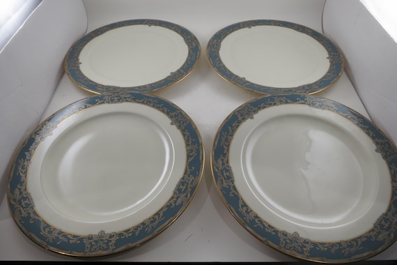 Vintage Mikasa Venetian Villa Pattern LAN29 Fine Ivory 11 Inch Dinner Plates-Set of 4