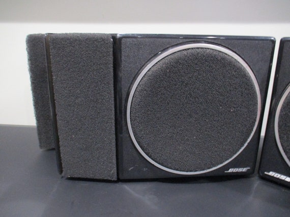 Pair of Vintage Bose 201 Series 1982 Direct Reflecting Speakers