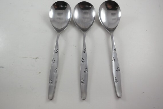 Easterling Tuscan Ware Soup Spoons: Floret Pattern, Set of 3