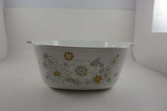 1972 Corning Ware P 2 1/2-B 3rd Edition Floral Bouquet 2 1/2 Quart Sauce Pan Excellent Condition
