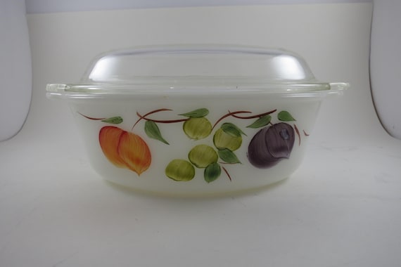 Vintage Fire King Fruit Pattern Milk Glass Casserole with Lid 467 1 1/2 Quart