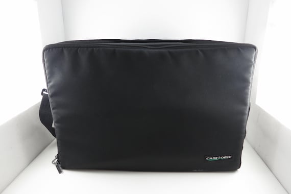 1990's Case Logic Black Mega CD Carrying Case Holds 60 Discs Handle Strap