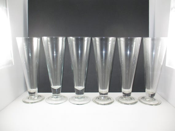 Set of Six Tall Clear Pilsner Beer Style 9 Inch Glasses with Heavy Bases Excellent Condition