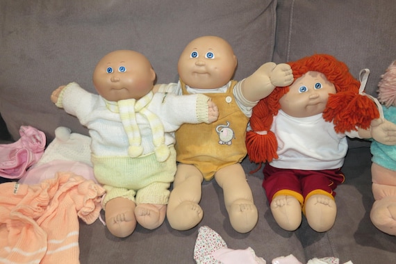 Huge 46 Piece Original Cabbage Patch Kids Lot 11 Dolls Lots of Accessories