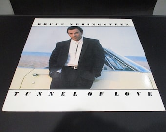 Vintage 1987 Vinyl LP Record Bruce Springsteen Tunnel of Love Near Mint Condition 67628