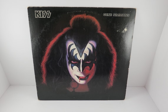 Vintage 1978 Vinyl LP Record KISS Gene Simmons Excellent Condition 71123