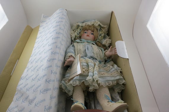 Vintage 1993 Hamilton Collection Heritage Katrina Doll 16 Inches In Original Box with Tags Stand COA and All Paperwork Mint Condition