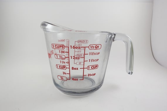 Vintage Anchor Hocking 2-Cup Measuring Cup - Red Lettering