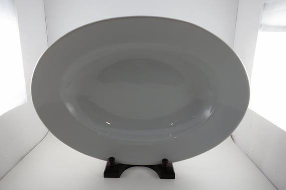 Pottery Barn White Oval Serving Platter (16 1/2 Inch)