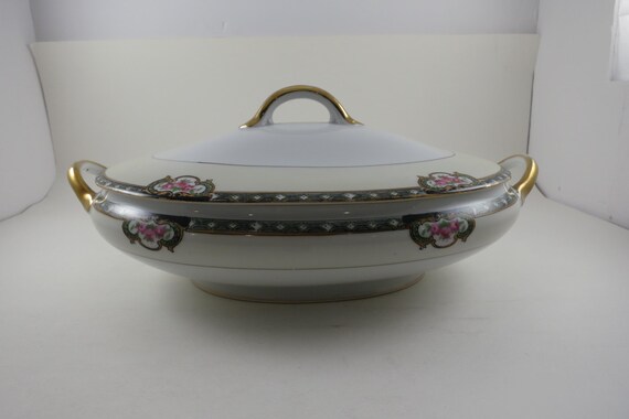 Vintage 1920's Japan China Similar to Kenosha 11 1/2 Inch Covered Oval Serving Bowl