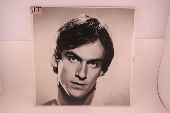 Vintage 1977 Vinyl LP Record James Taylor JT Excellent Condition 58576