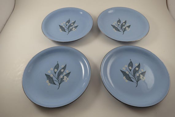Set of Four Homer Laughlin Skytone Stardust 1950's MCM 6 1/8 Inch Bread Plates