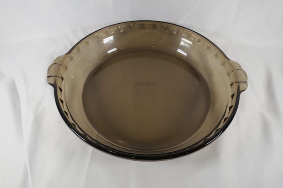 Vintage Brown Pyrex Pie Plate: 9 1/2 Inch Double Handled Dish