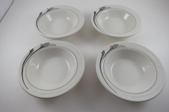 Set of Four Oneida Huntington Pattern 5 1/8 Inch Fruit Bowls Art Deco Style