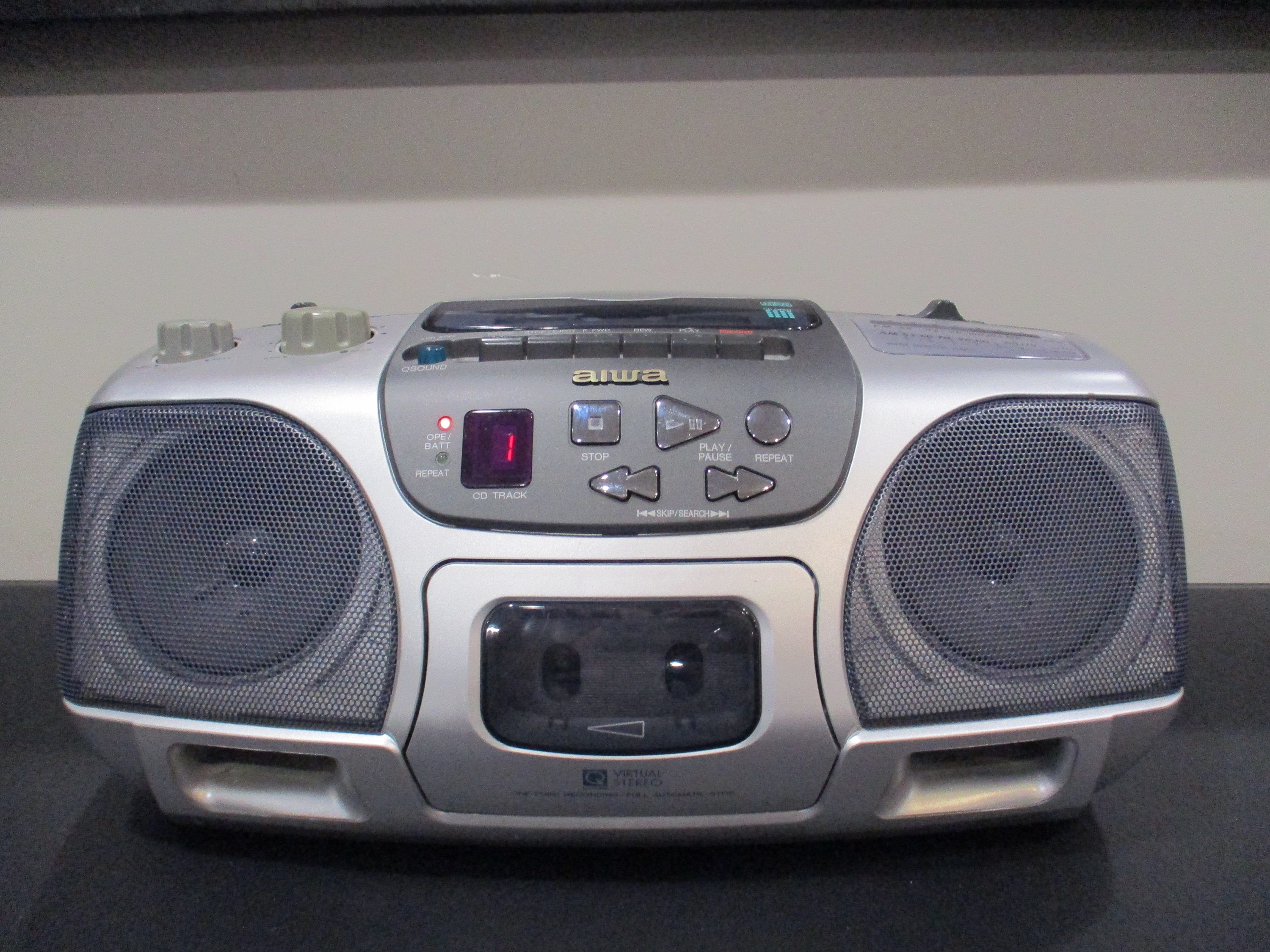 aiwa CSD-ES227 コンパクトディスクラジカセ aiwa CSD-ES227 コンパクトディスクラジカセ