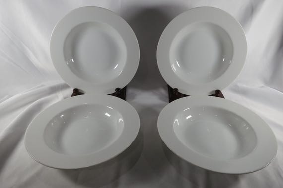Set of 4 Crate & Barrel Maison Large Rim Soup Bowls Made in Japan