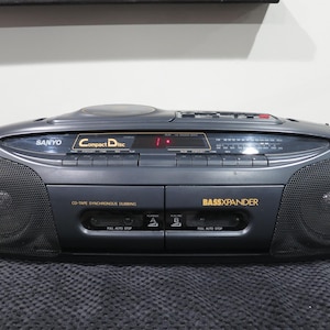 Sanyo MCD-Z2 CD Radio Cassette Recorder Portable Boom Box - Etsy