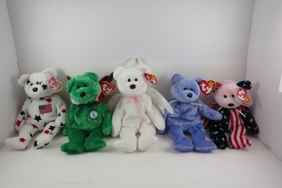 Collection of Five TY Beanie Babies Bears Glory Halo Clubby Spangle 2002 Holiday Teddy All MWMT