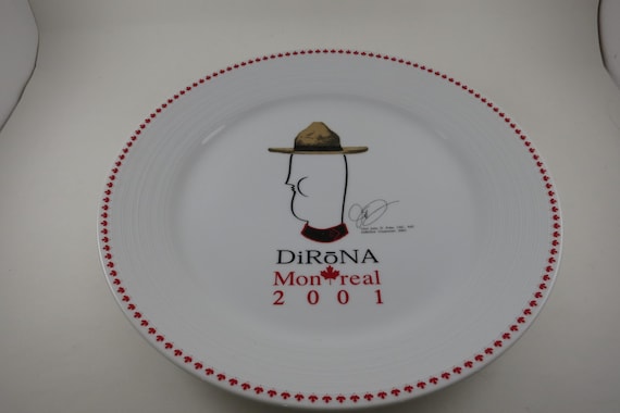 Vintage 2001 Di Rona DiRona Collectors Plate Montreal Canada 11 7/8 Inches