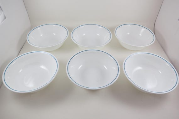 Set of Six Vintage Corelle by Corning Blue Heather Flowers 6 1/8 Inch Soup Bowls Excellent Condition