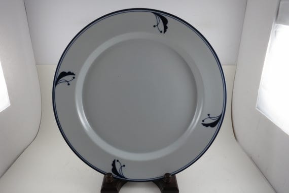 Vintage Dansk Flora Bayberry Blue 13 1/4 Inch Round Chop Plate