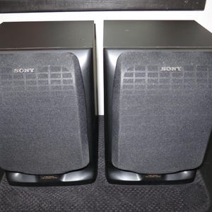 Pair of Vintage Sony SS-H605 3 Way Bookshelf Speakers bild 3