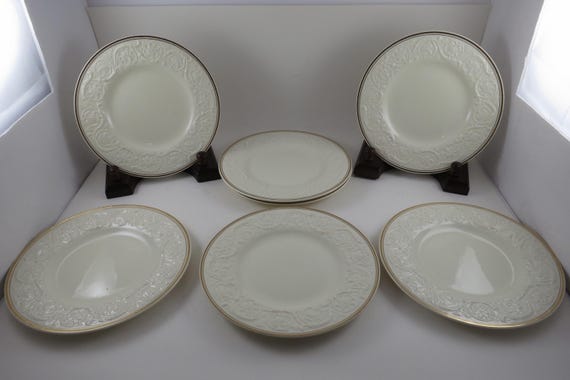 Set of 7 Vintage Wedgwood Patrician Dessert Plates – Athenian Gold Porcelain